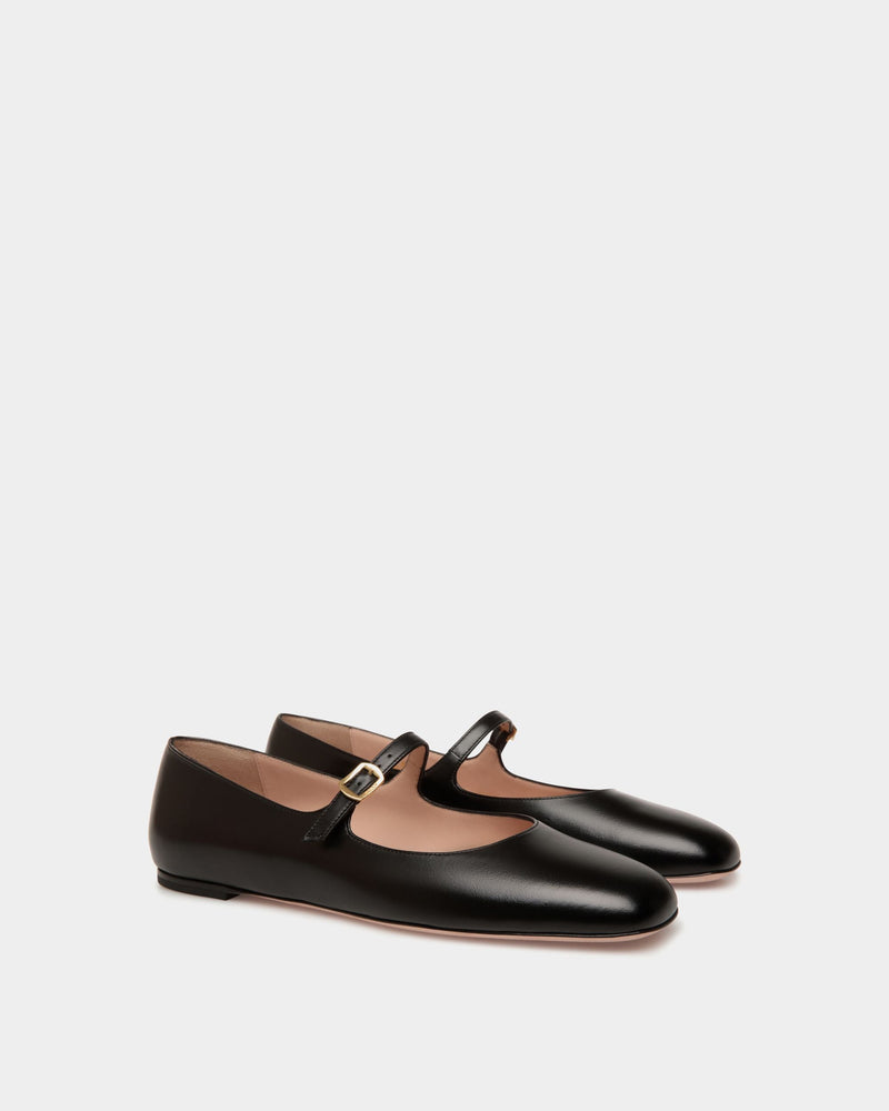 Ballyrina Flat in Black Leather