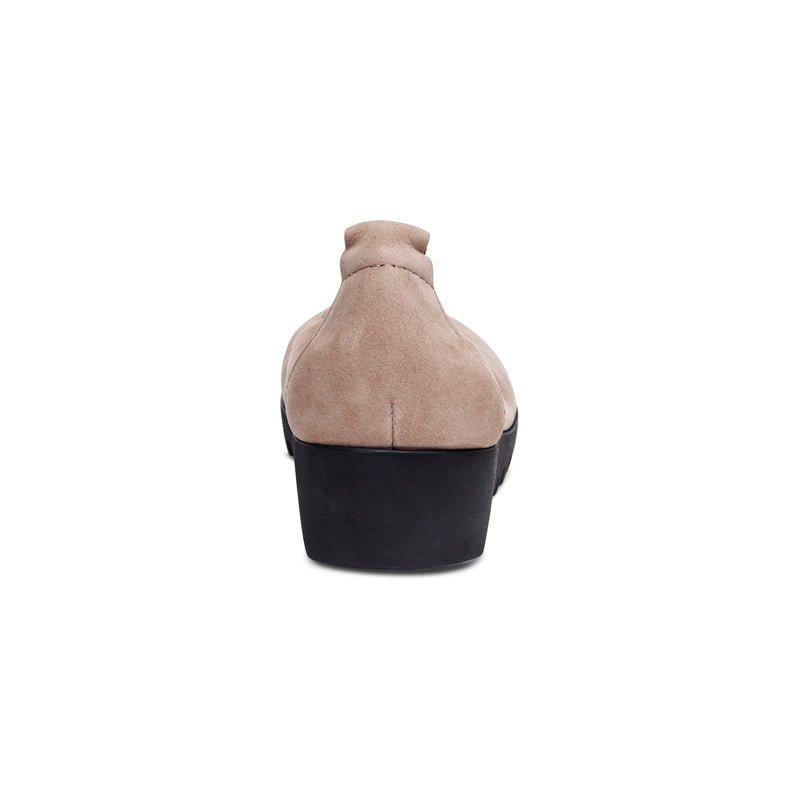 Brianna Slip On #color_taupe