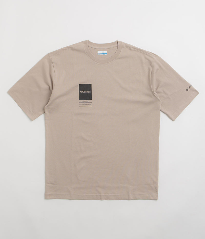 Columbia Barton Springs II Graphic T-Shirt in Crushed Clay