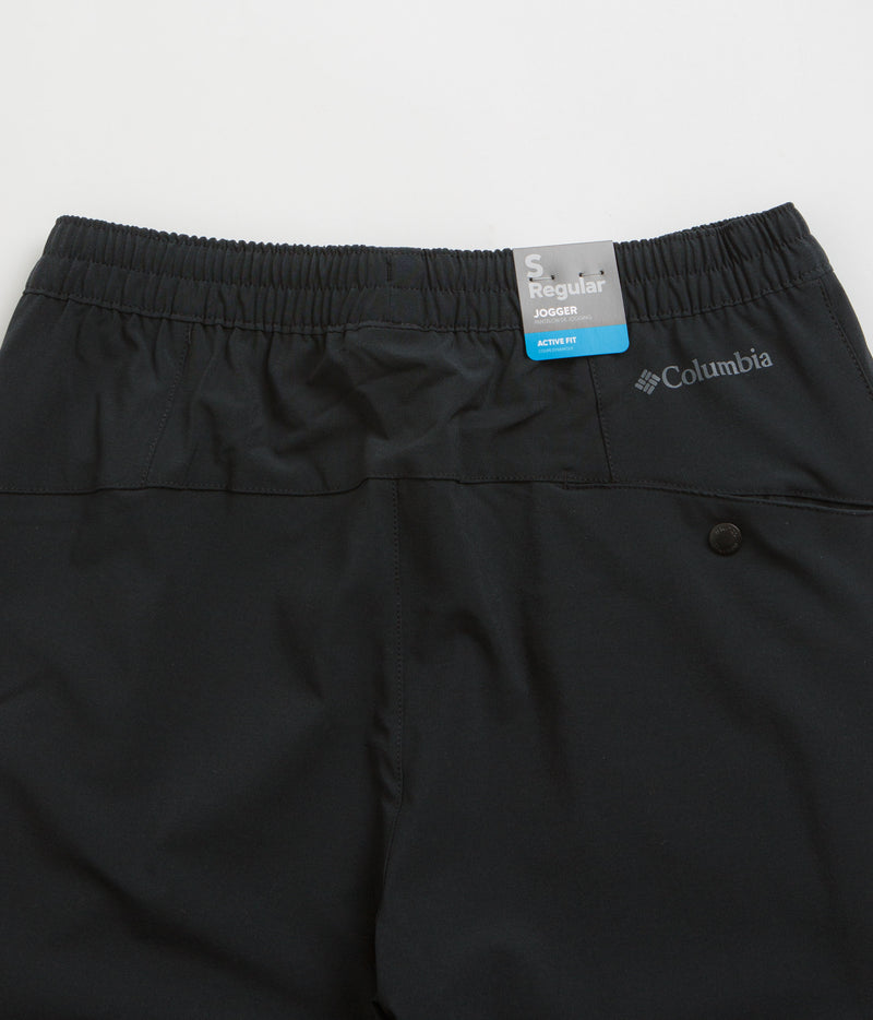 Columbia Hike II Joggers in Black