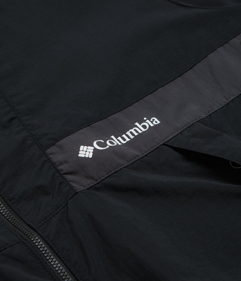 Columbia Spire Valley Hooded Windbreaker Jacket in Black and Shark