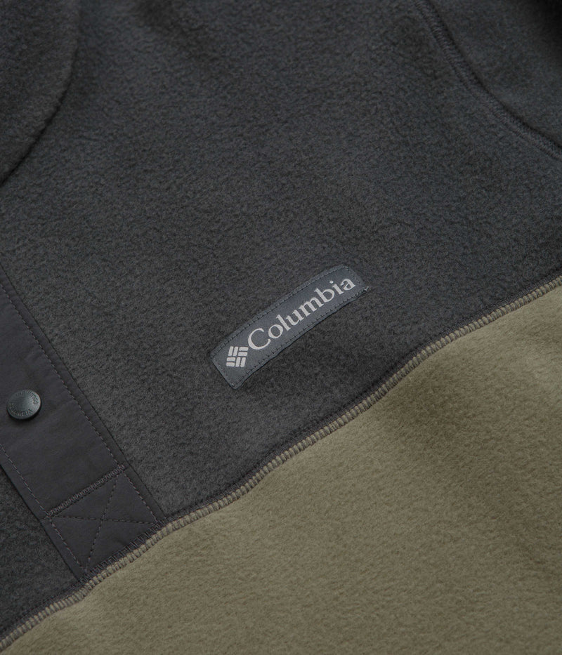 Columbia Steens Mountain II Half Snap Fleece in Stone Green and Shark