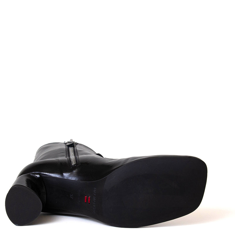 Dara 18 Women's Leather Boot