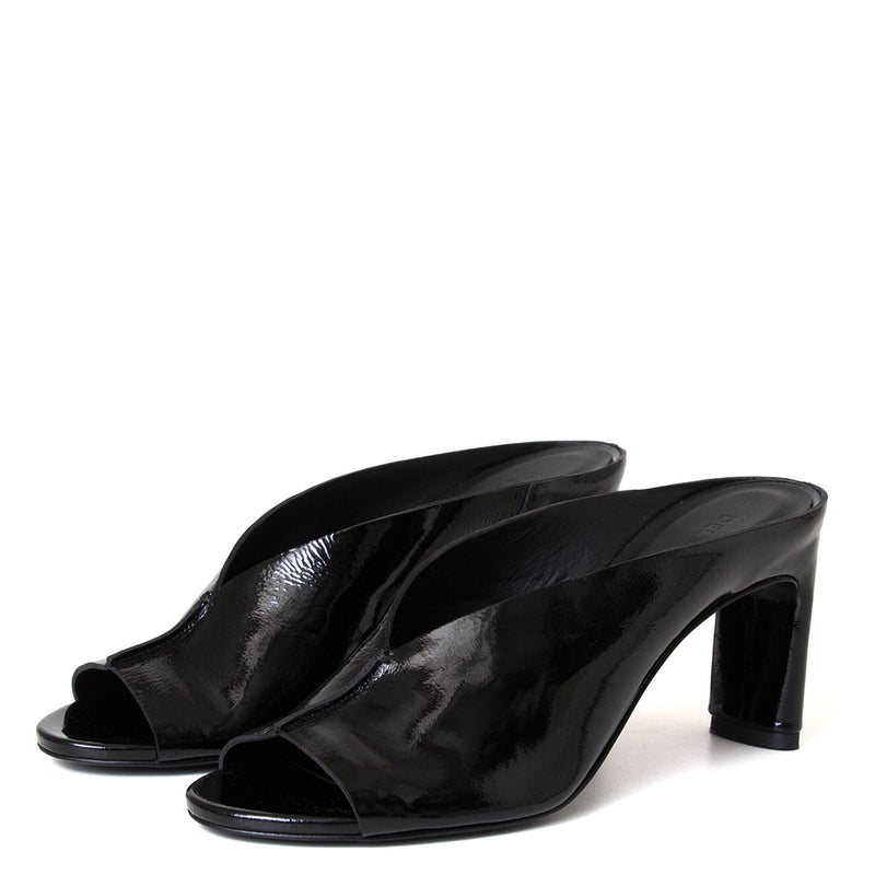 Fortuna Women's Patent Leather Sandal