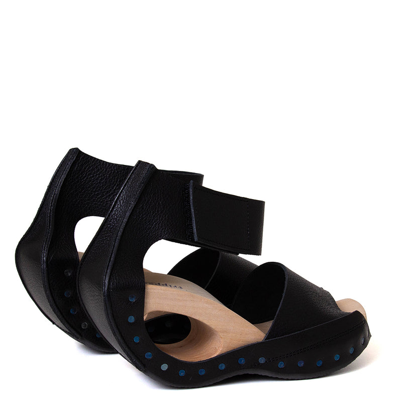 Gust Women's Leather Sandal
