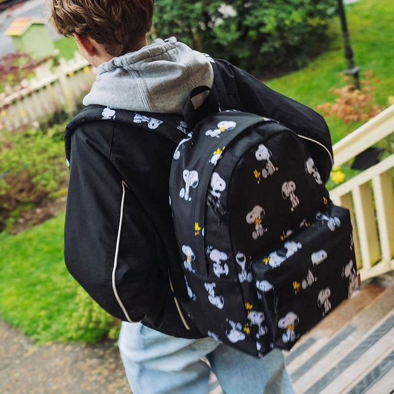 Herschel Supply x Peanuts Classic Backpack - Snoopy And Woodstock Black