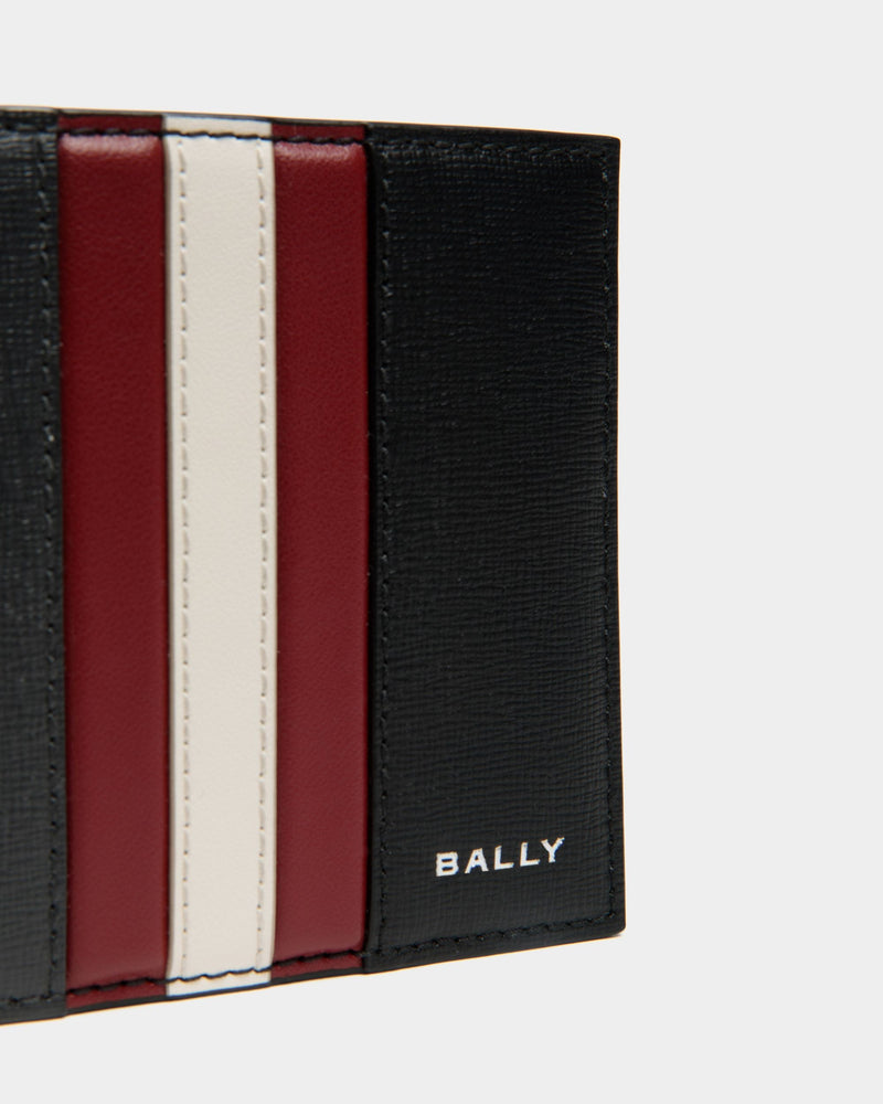 Mythos Bifold In Black Recycled Leather