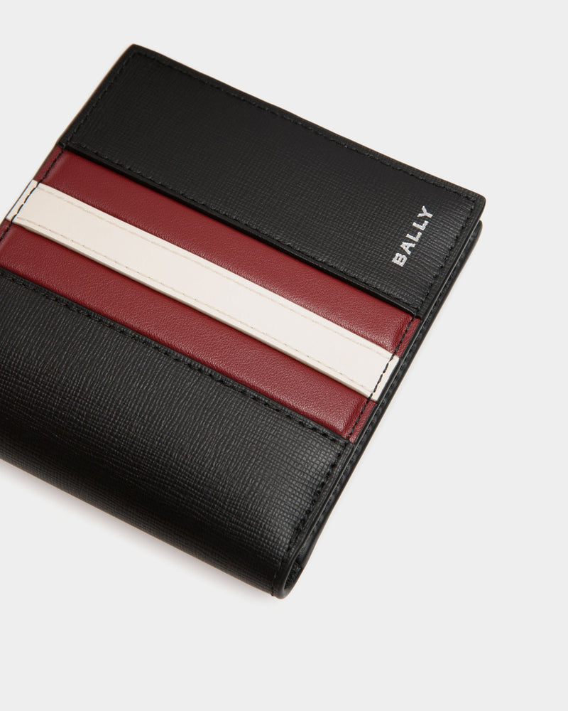 Mythos Bifold In Black Recycled Leather