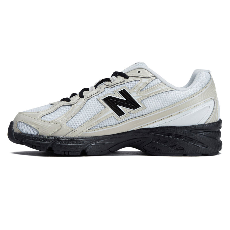 New Balance 740 Shoes - Timberwolf/White