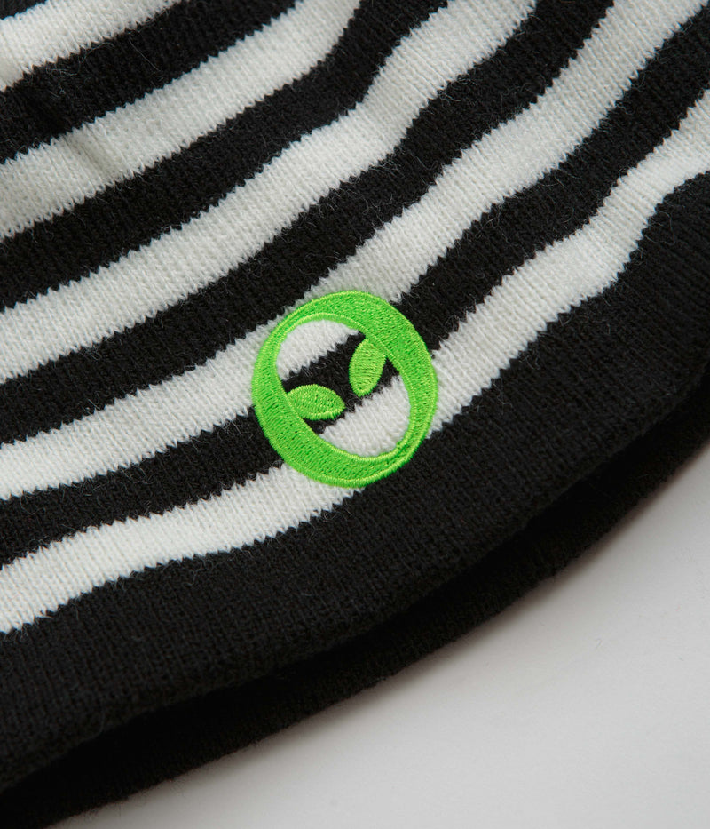 No Problemo Alien-O Reversible Beanie in Black Multi