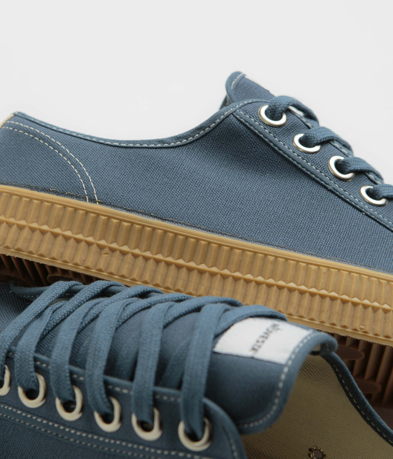 Novesta Star Master Contrast Stitch Shoes in 9F Blue