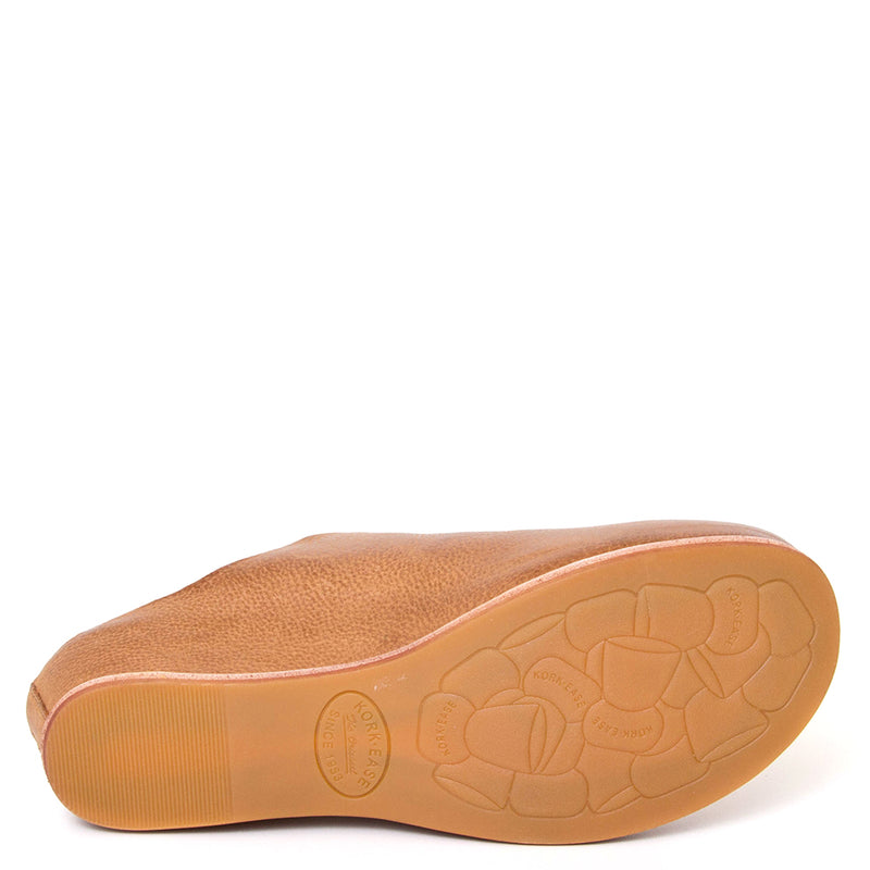 Kork-Ease Para. Women's wedge mule in brown terra leather. Heel Height: 1 1/2 Inches and Wedge Height: 1/2 Inch Sole view.