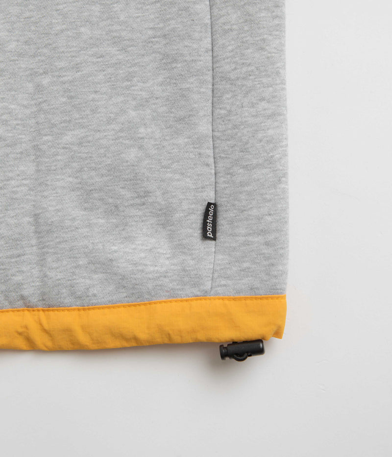 Pasteelo Contrast 1/4 Zip Sweatshirt in Heather Grey and Gold