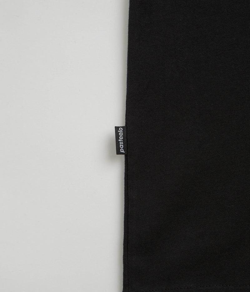 Pasteelo Rise T-Shirt in Black