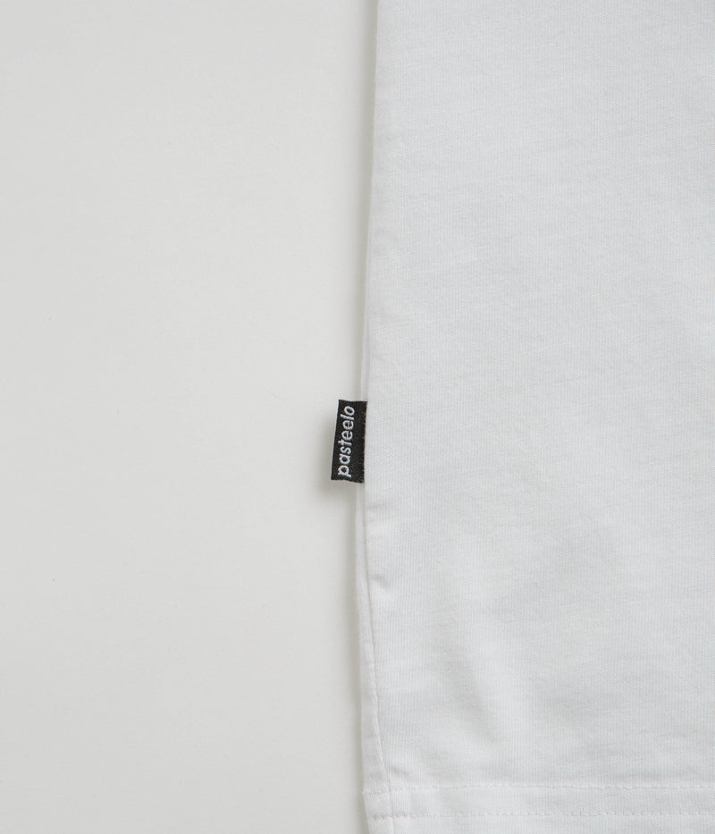 Pasteelo Rise T-Shirt in White
