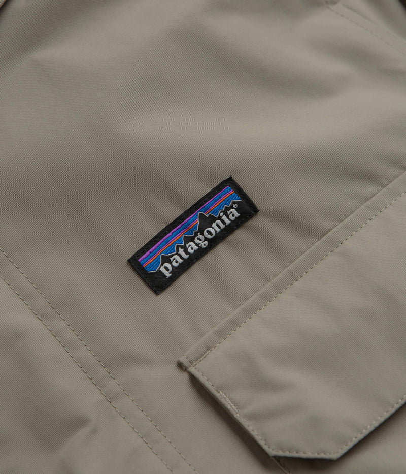 Patagonia Isthmus Parka in Seabird Grey