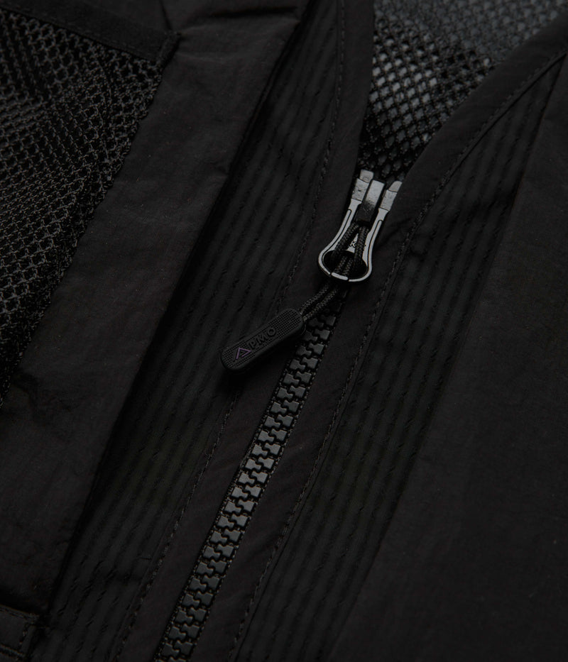 Purple Mountain Observatory Utility Vest in Black