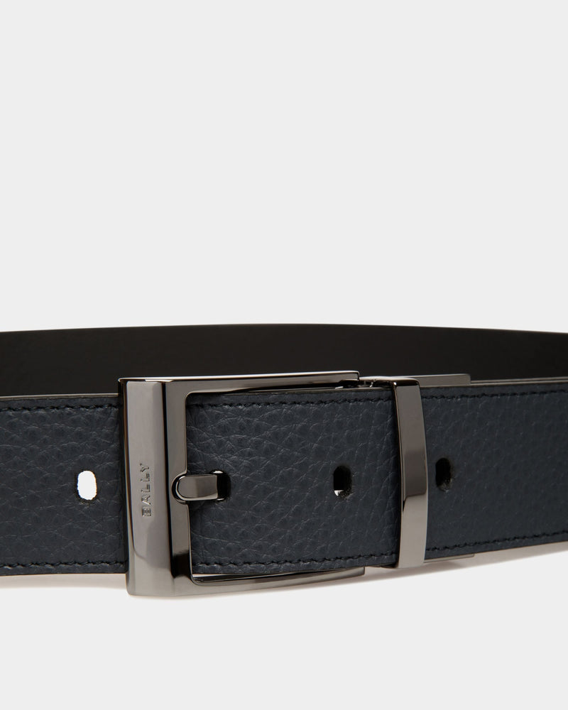 Shiffie 35mm Reversible And Adjustable Belt In Navy Blue And Black Leather
