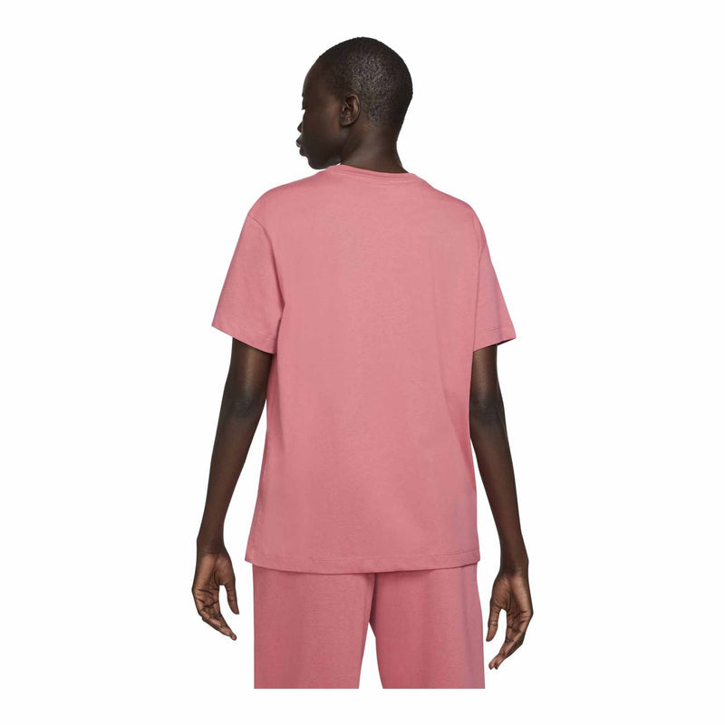 Sportswear Essential