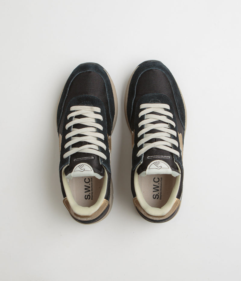 Stepney Workers Club Pro Cup 01 S-Strike Suede Shoes in Black and White