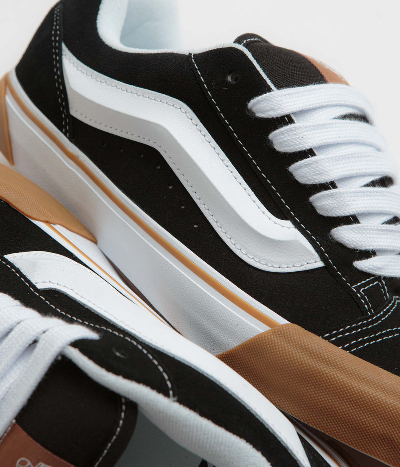 Vans Knu Skool Shoes in Gum Bumper Black