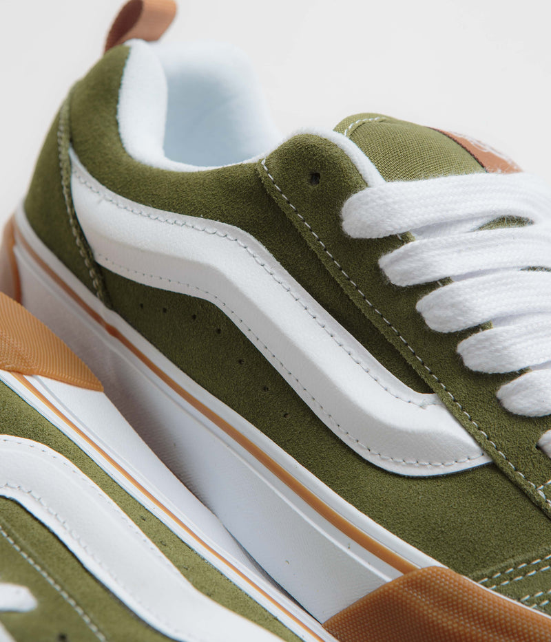 Vans Knu Skool Shoes in Gum Bumper Pesto