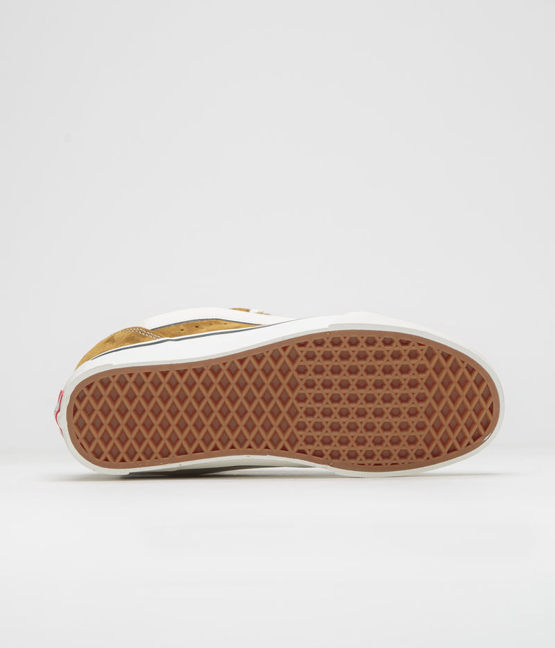 Vans Knu Skool Shoes in Pig Suede Brown