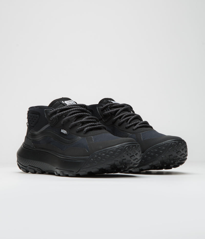 Vans MTE Crosspath Mid Shoes in Black and Black