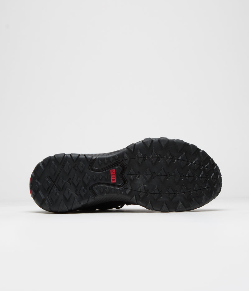 Vans MTE Crosspath Shoes in Black and Black