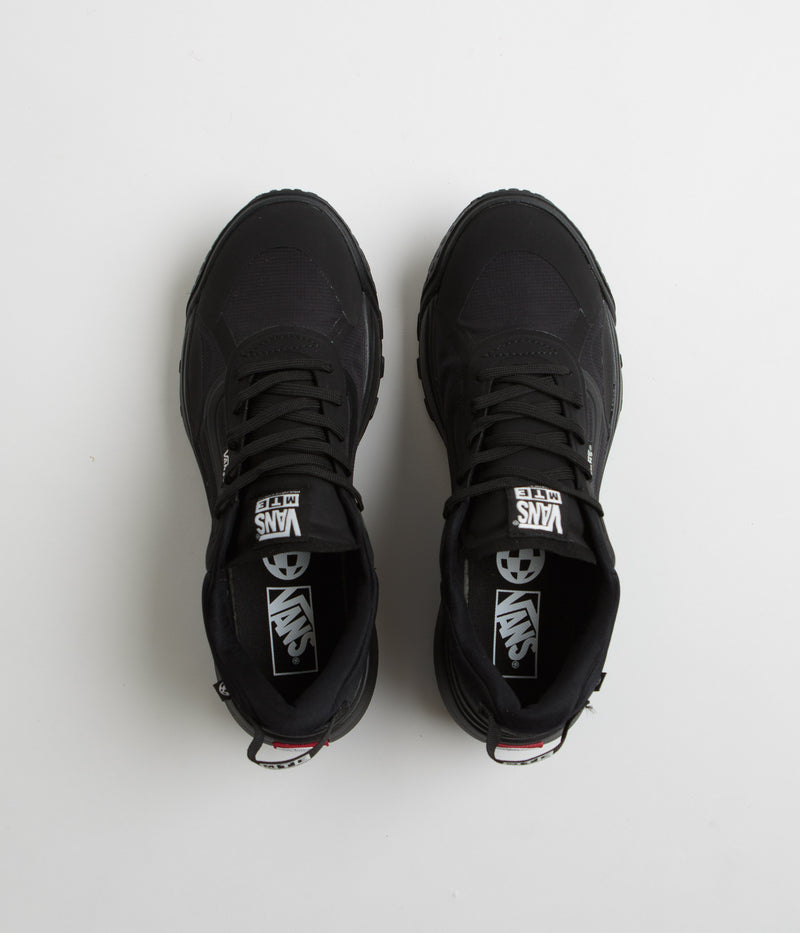 Vans MTE Crosspath Shoes in Black and Black