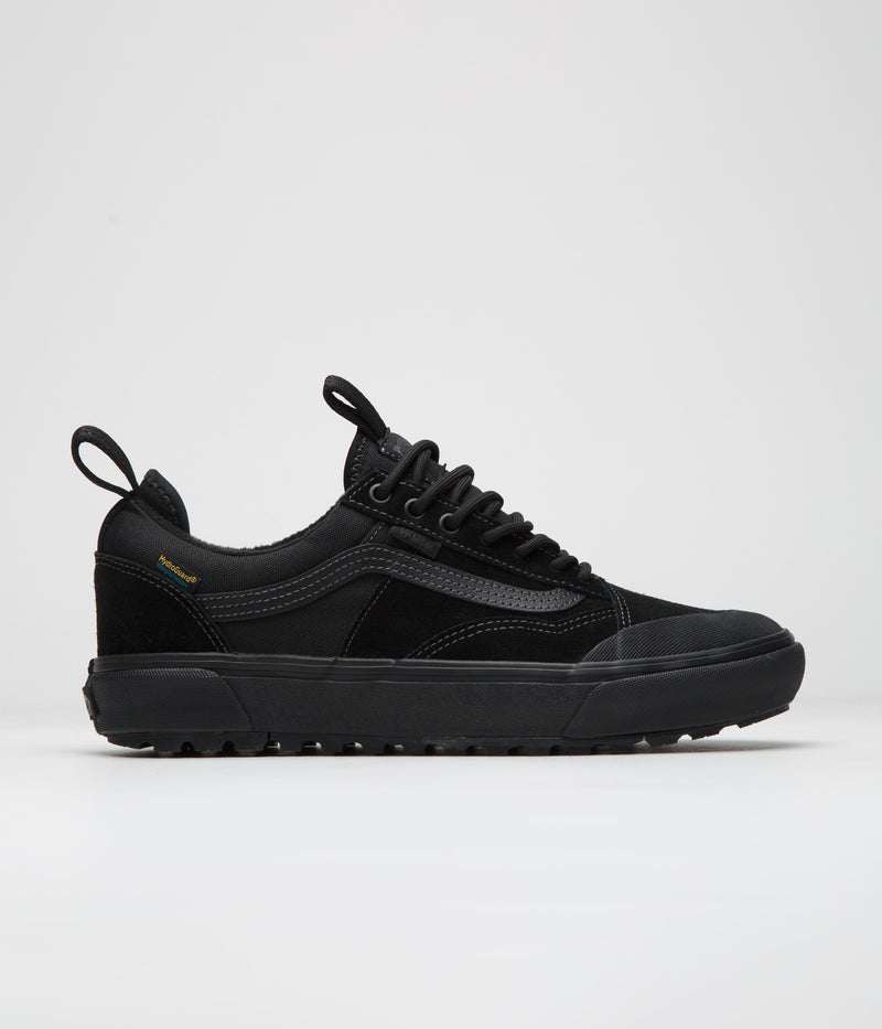 Vans MTE Old Skool Waterproof Shoes in Black and Black