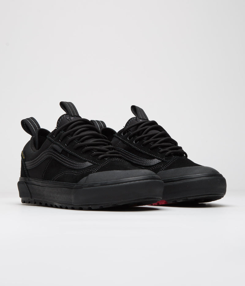Vans MTE Old Skool Waterproof Shoes in Black and Black