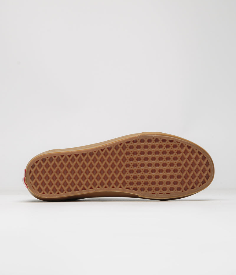 Vans Old Skool Shoes in Black and Gum