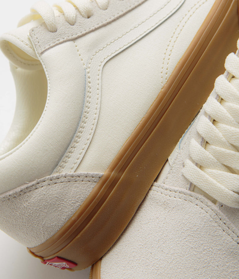 Vans Old Skool Shoes in Marshmallow and Gum