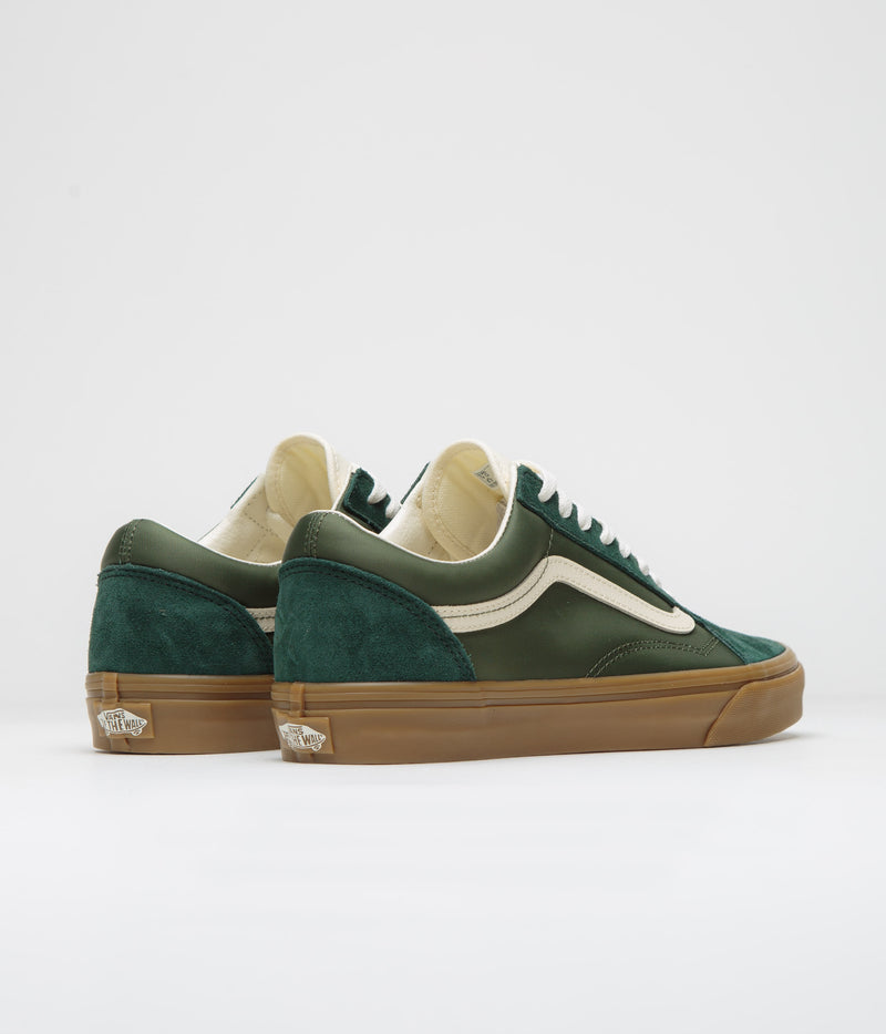 Vans Old Skool Shoes in Sporty Green and Gum
