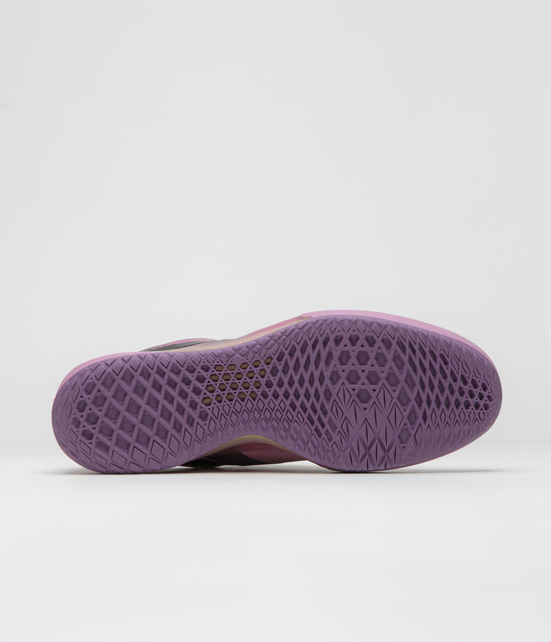 Vans Skate AVE 2.0 Shoes in Lavender Fog and Black