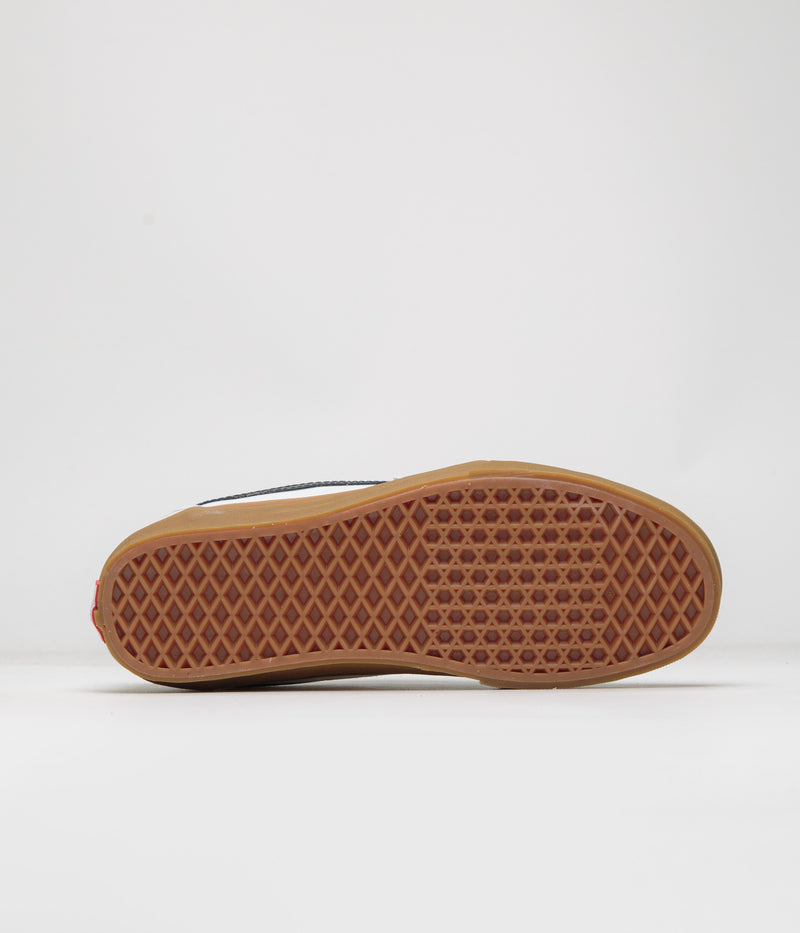 Vans Skate Chukka Low Sidestripe Shoes in White and Black / Gum