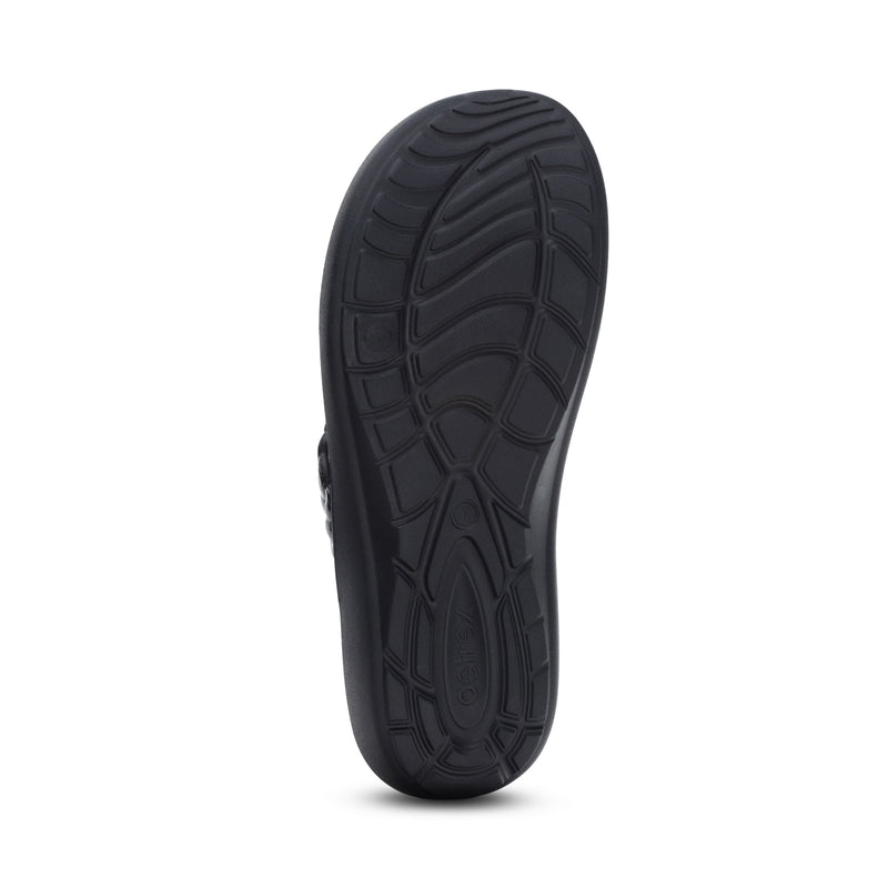 Vicki Braided Thong Sandal #color_black gloss