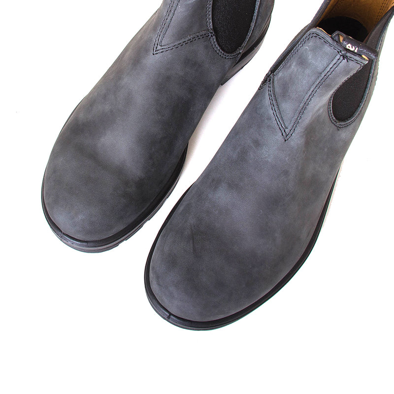 Blundstone Women's 519 Chelsea Boot in Black. Built to last. Durable material, with comfortable shock absorption insole. Rubber sole. Top pair view.